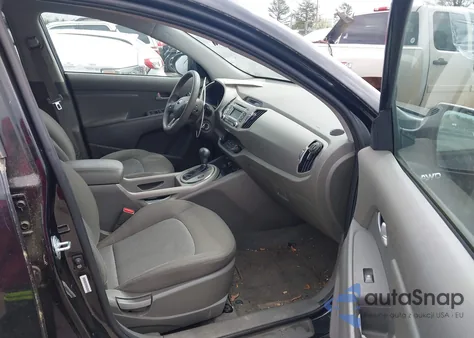 2015 Kia Sportage Lx z USA, uszkodzony, nr VIN KNDPBCAC2F7680602